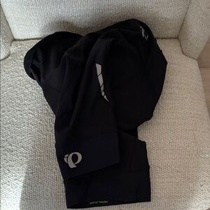 Pearl Izumi Black Men’s Cycling Shorts with Reflective Logos